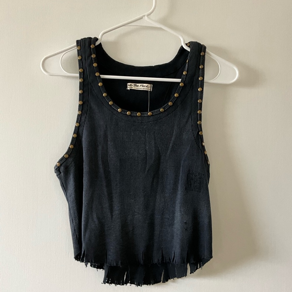 Free people look back at it distressed tank top Size medium NWT